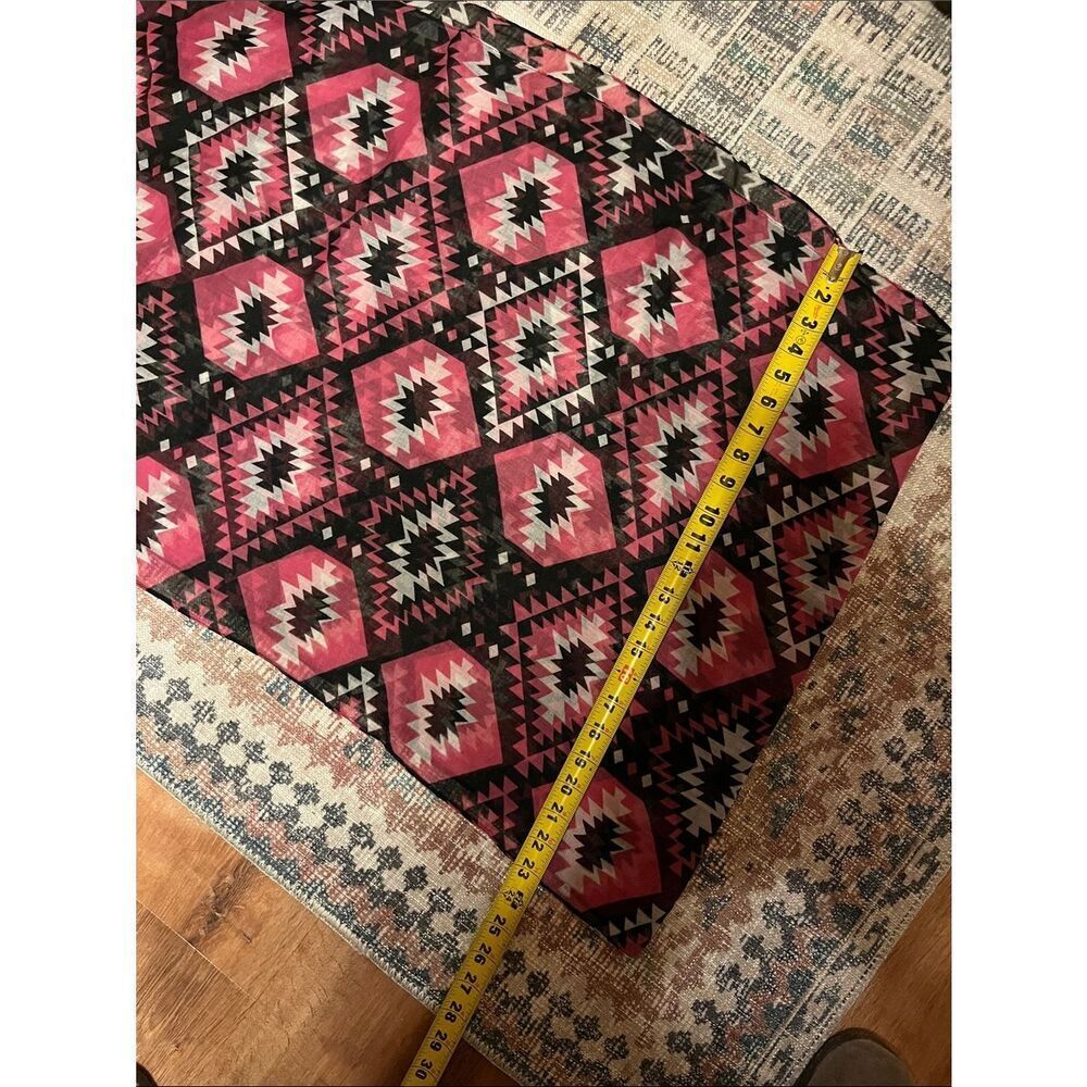 Aztec Print Scarf - Picture 5 of 5